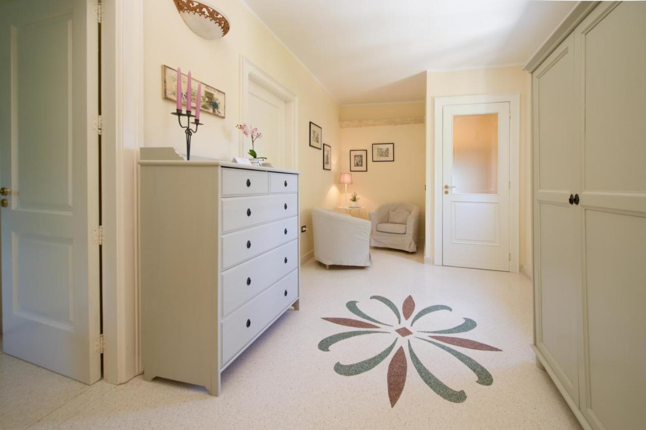 Bed and Breakfast Parco Degli Aranci Cutrofiano Exterior foto