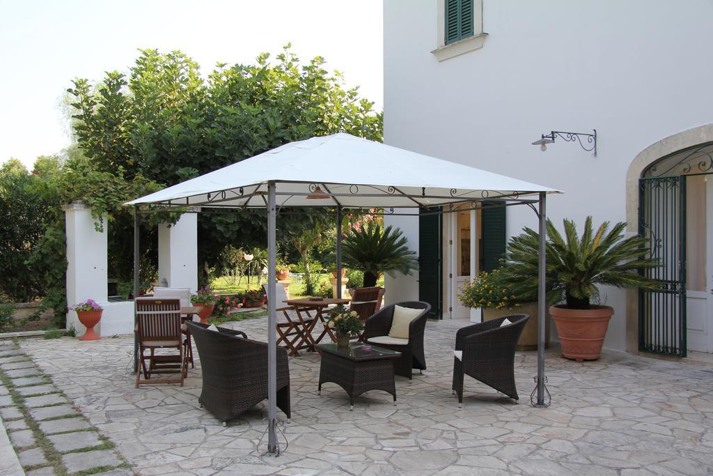 Bed and Breakfast Parco Degli Aranci Cutrofiano Exterior foto