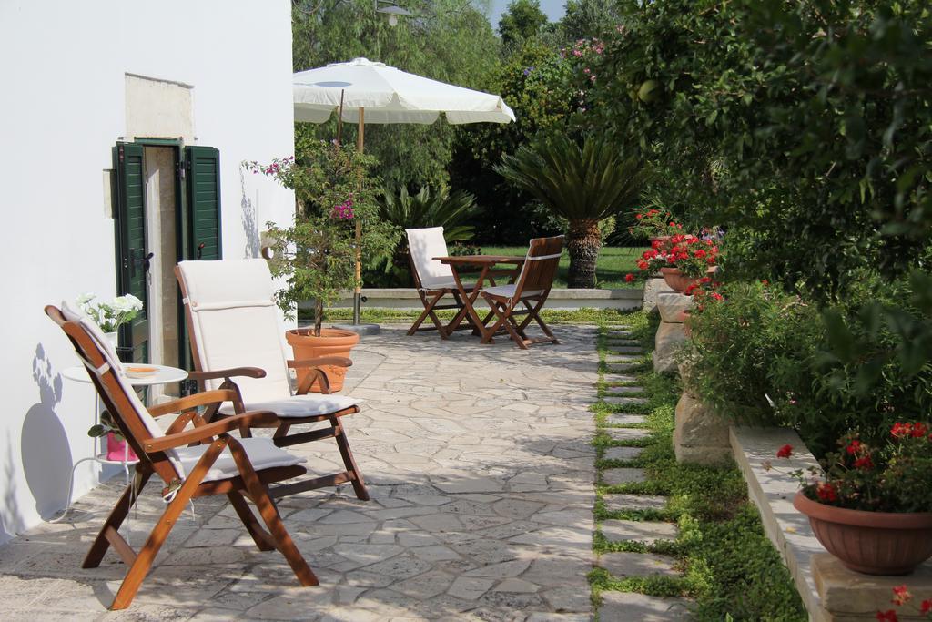 Bed and Breakfast Parco Degli Aranci Cutrofiano Exterior foto